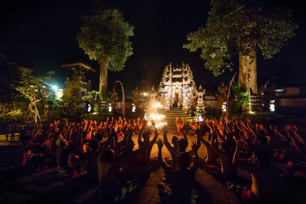 indonesia, traditional,kecak,fire,dance